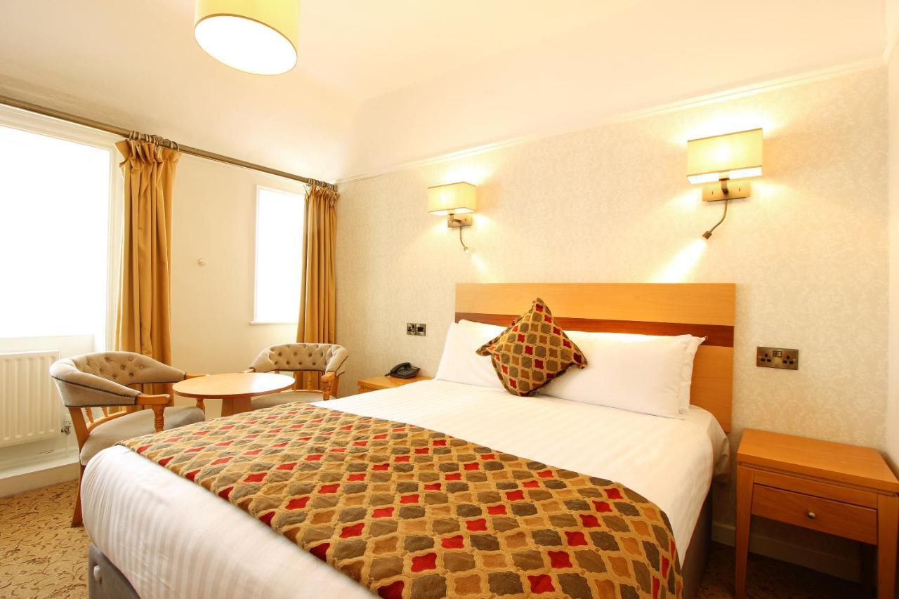 Castle Hotel