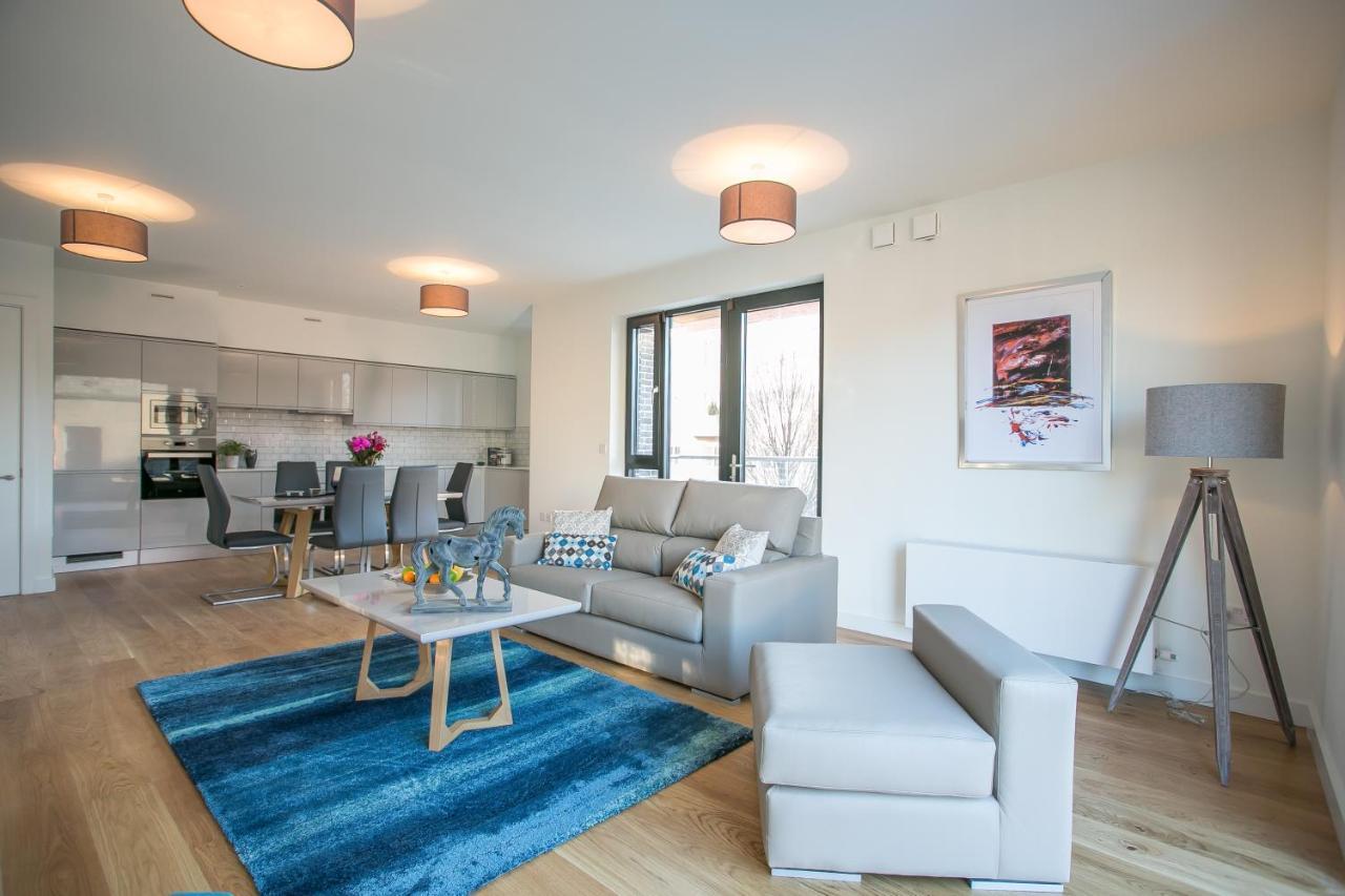 Apartment Grand Canal Square