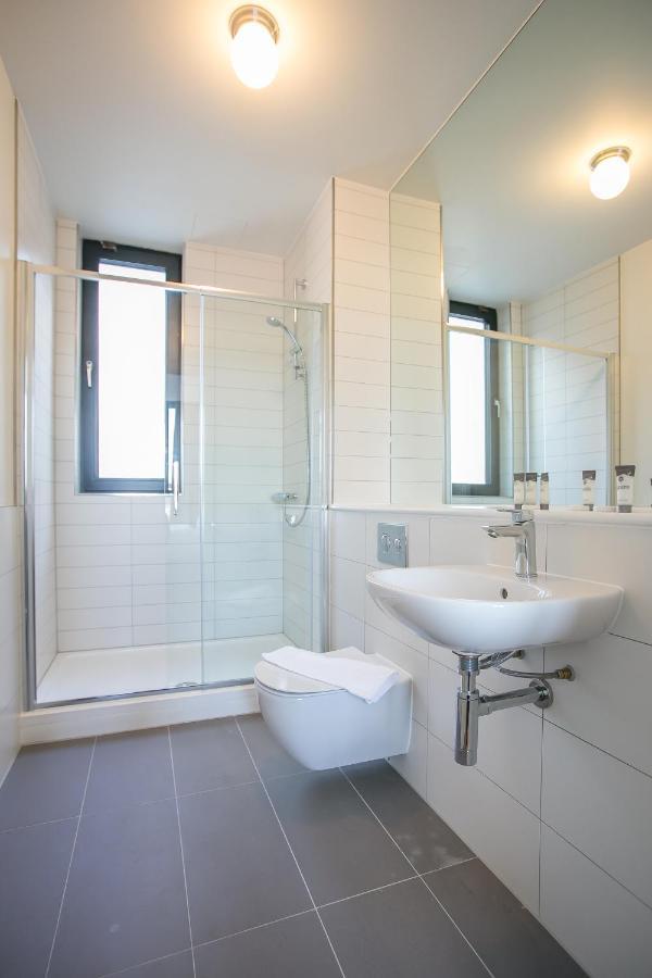 Grand Canal Square Apartment