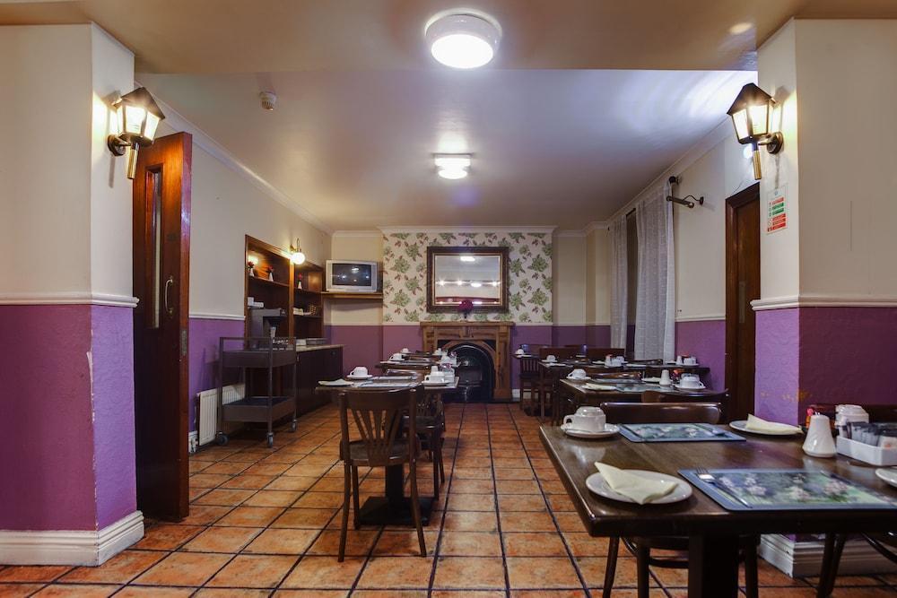 Avondale Guest house Dublin