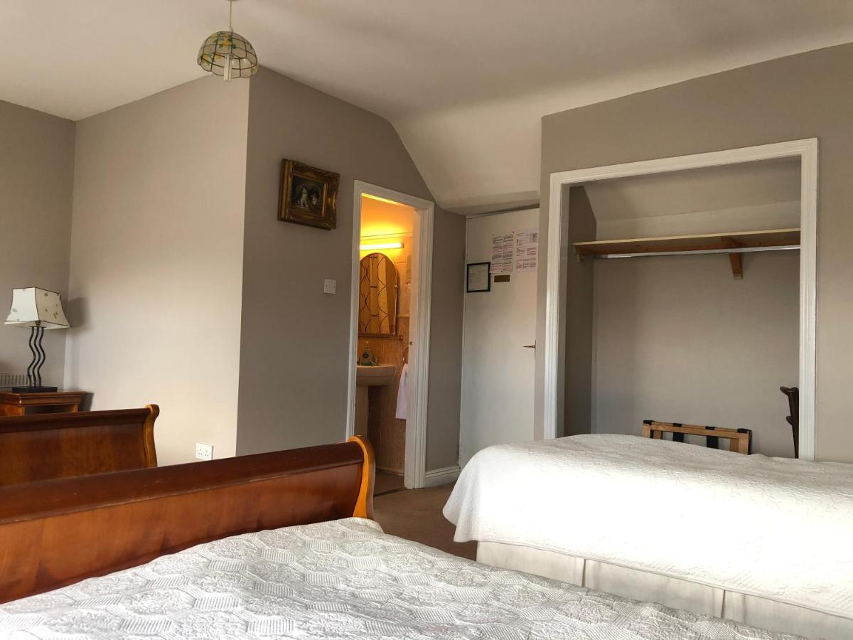 Harveys Guest House