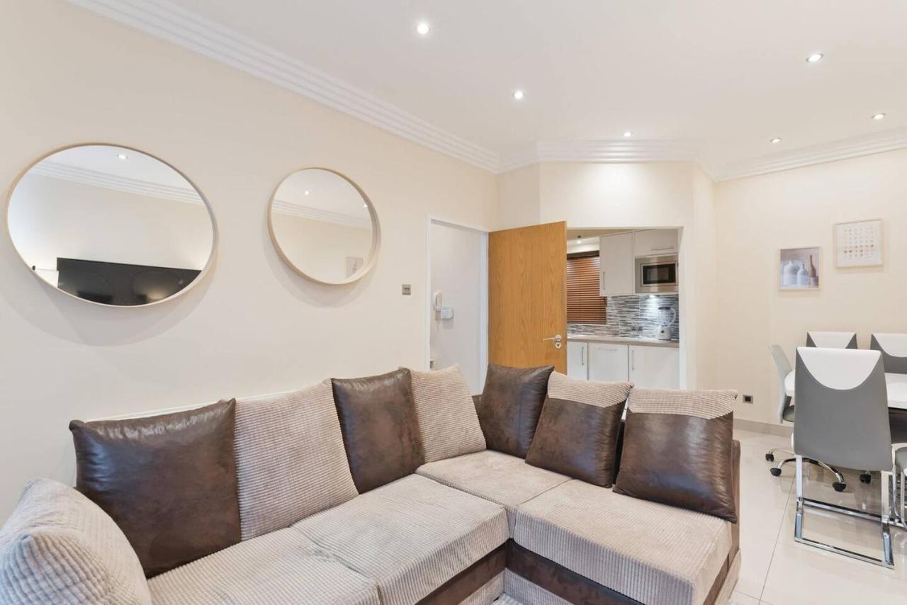Captivating 2-bed In 1 Apartment