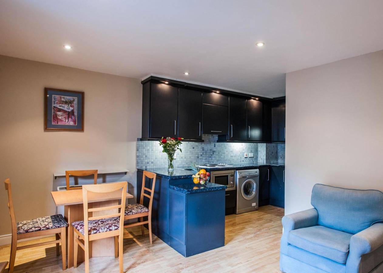 Apartment Molesworthcourt *