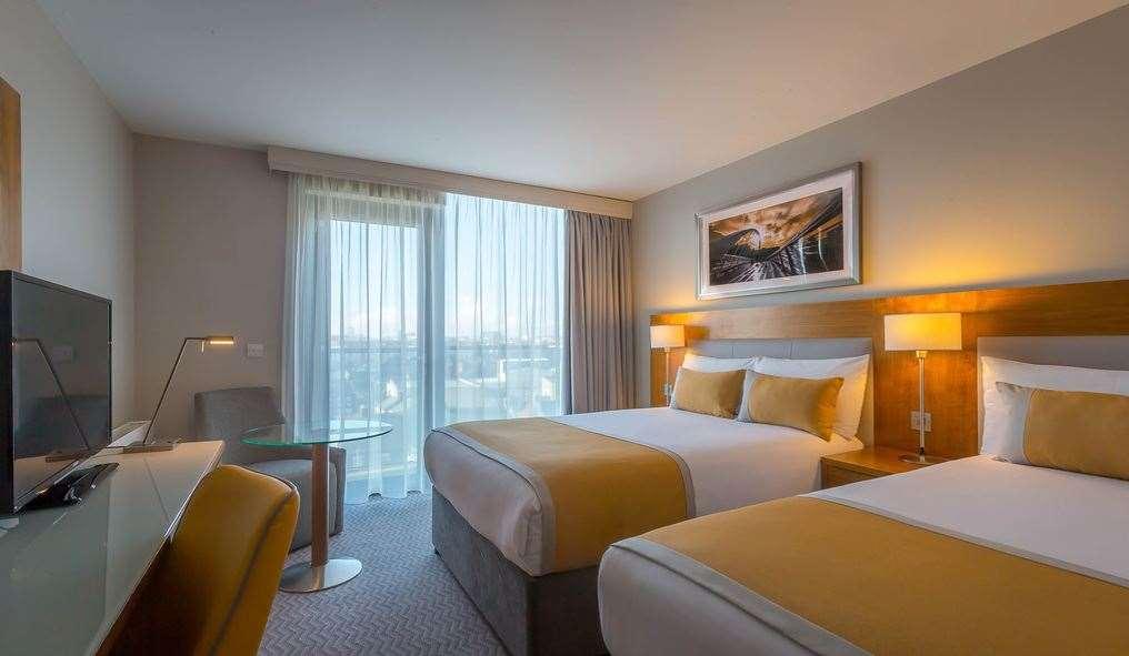 Hotel Maldron Parnell Square 4*