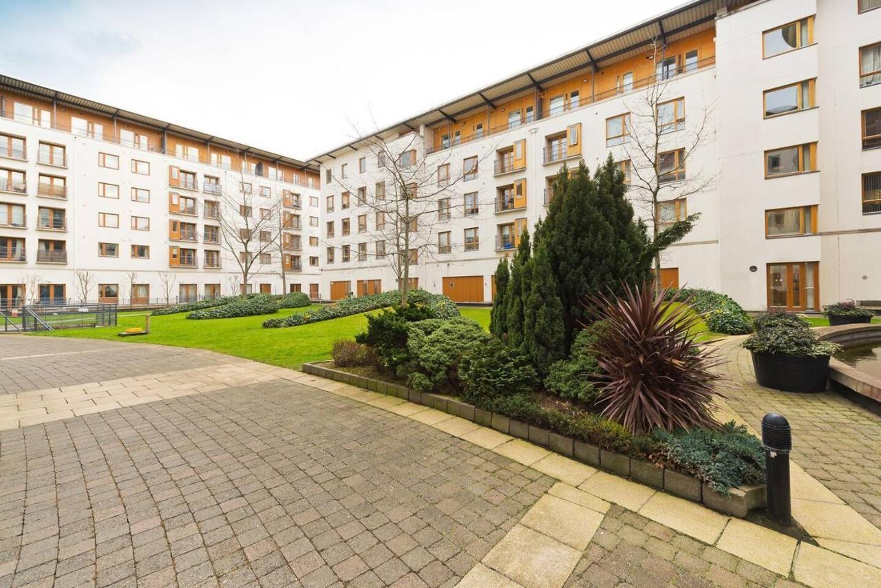Apartment Stunning 3-bed In 1
