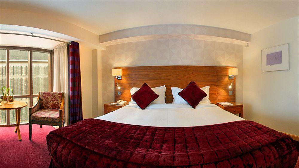 Brooks Hotel 4*