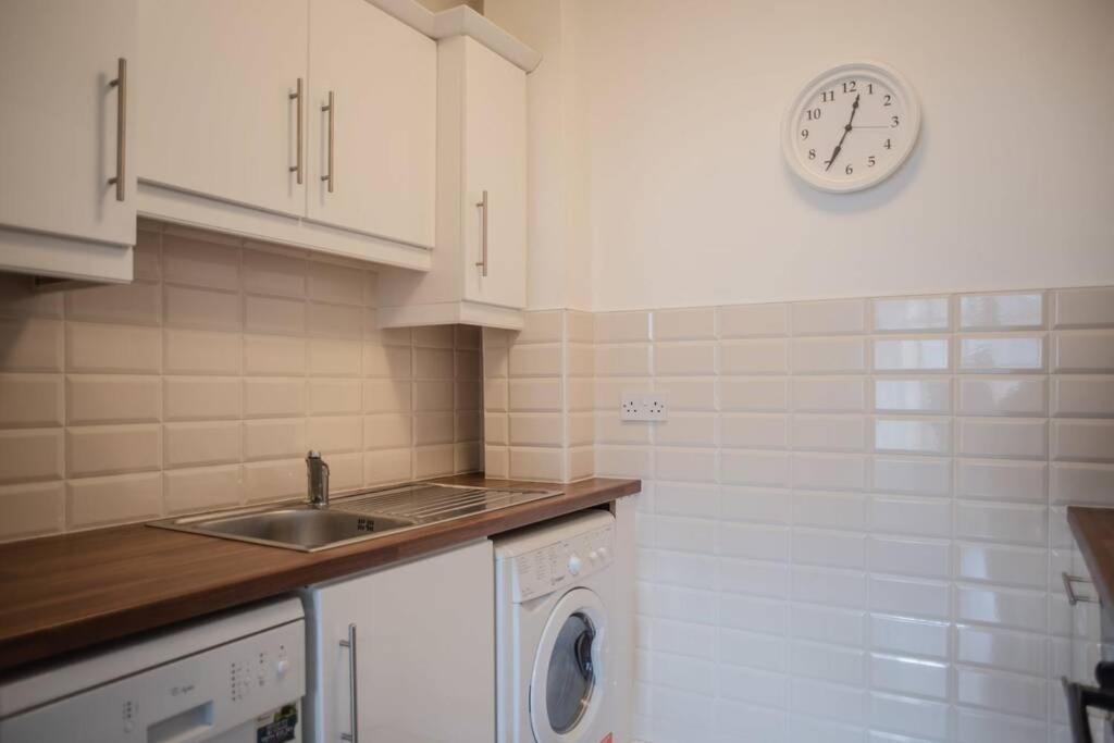 Apartment Harcourt Hall *