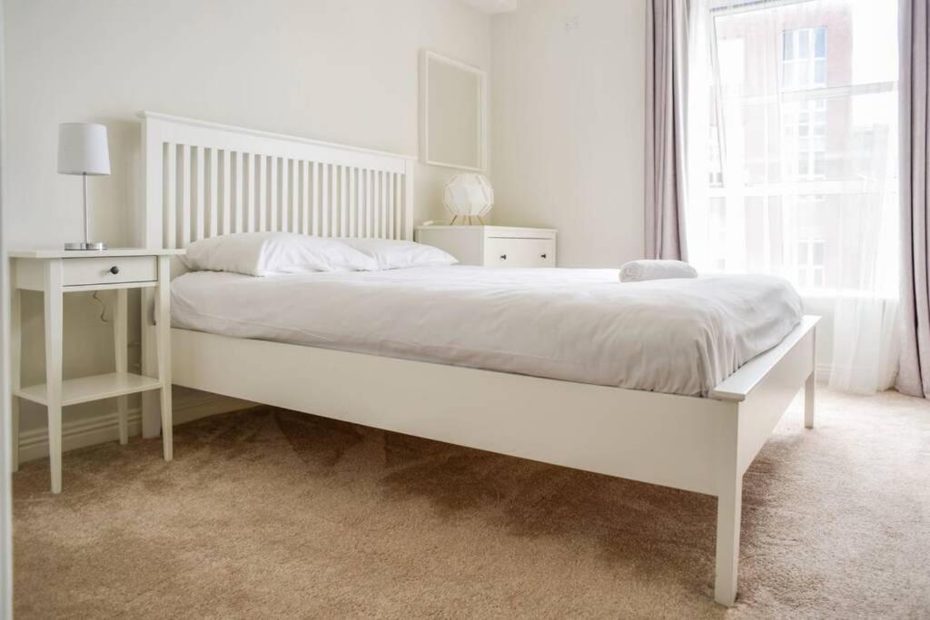 Apartment Harcourt Hall