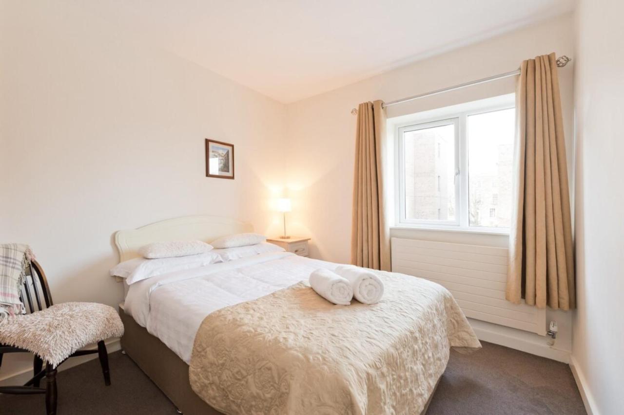 Superb Central Apartment In D4 Apartment *