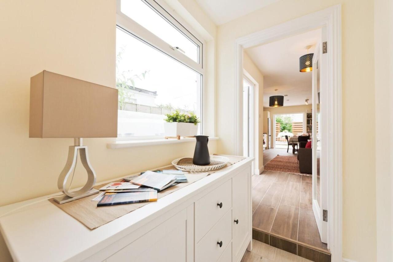 Apartment Charming Riverside - Minutes From Dublin