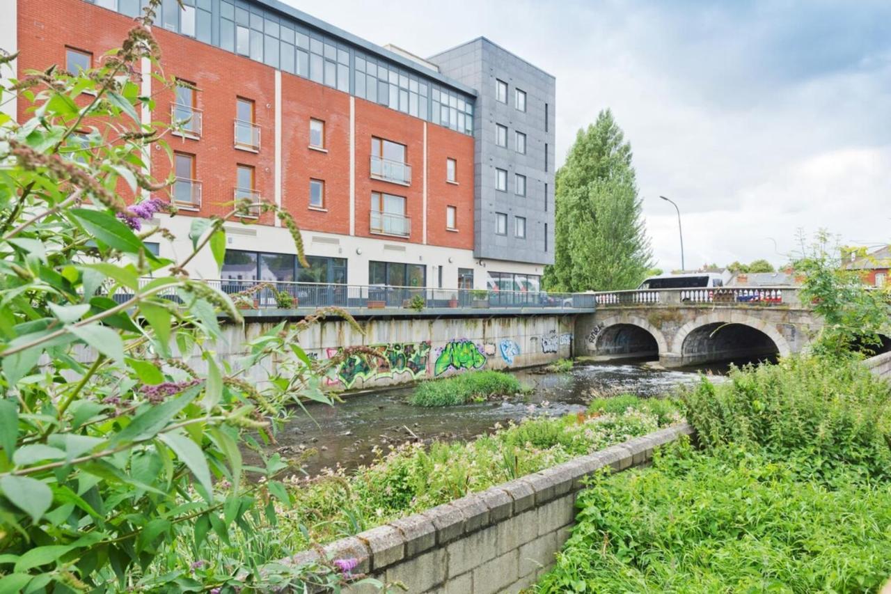 Apartment Charming Riverside - Minutes From Dublin