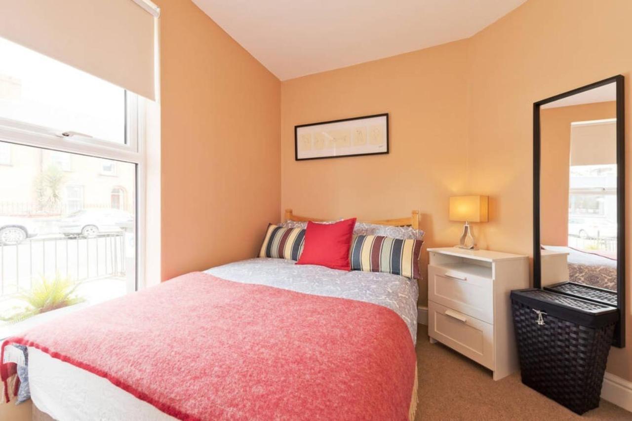 Apartment Charming Riverside - Minutes From