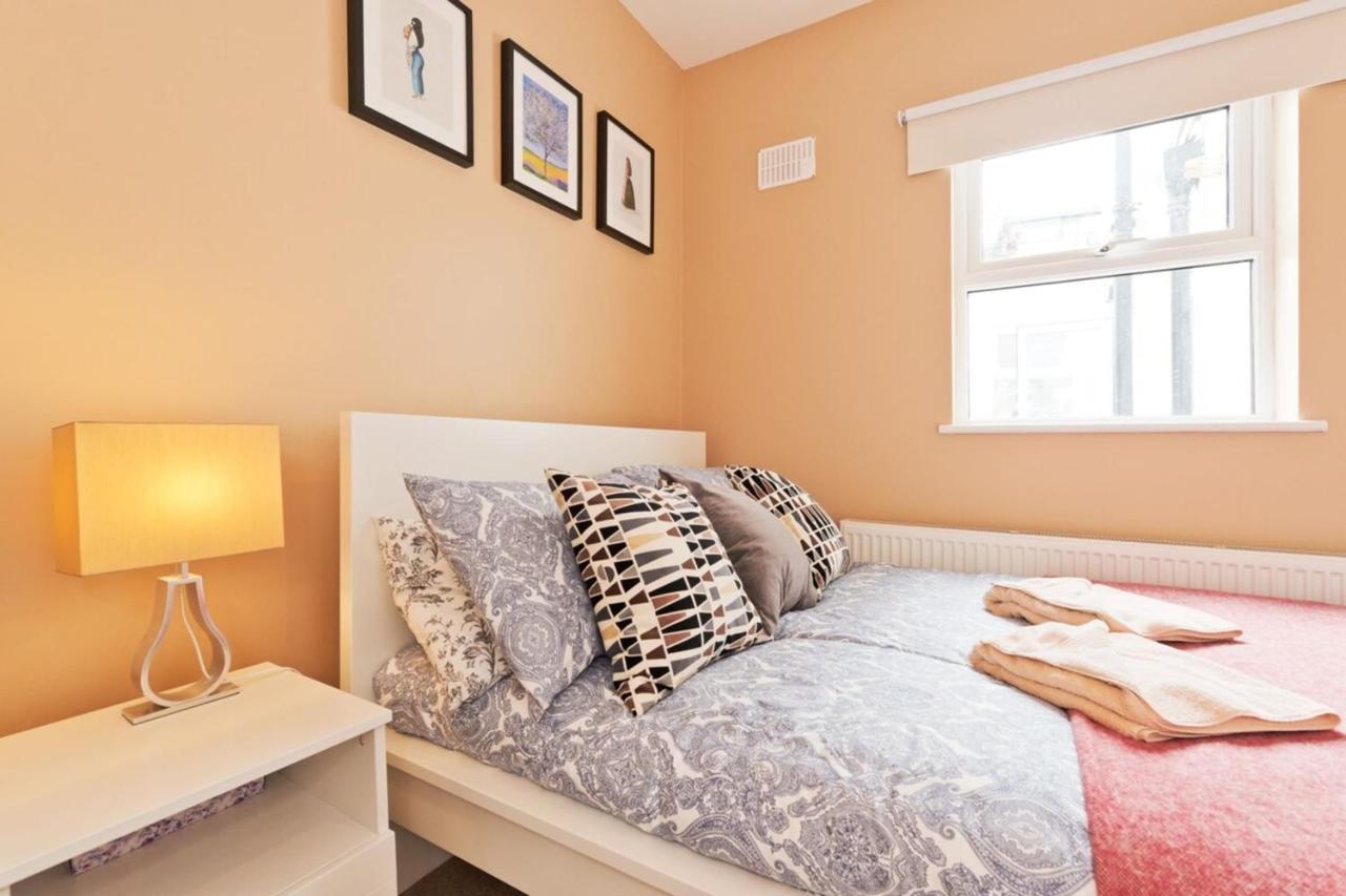Apartment Charming Riverside - Minutes From