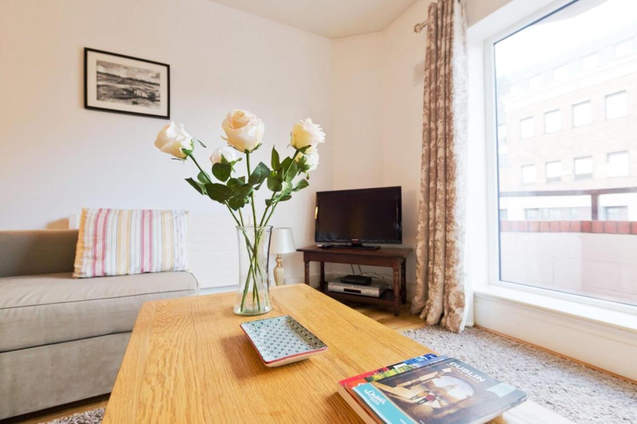 Superb Central Apartment In D4 Apartment