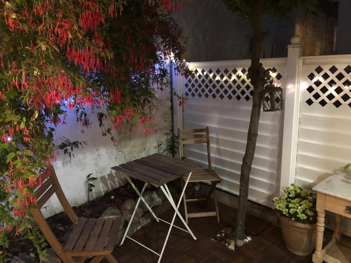 Entire House, Sleeps 2-6, Sunroom, Outside Yard Vakantiehuis Dublin