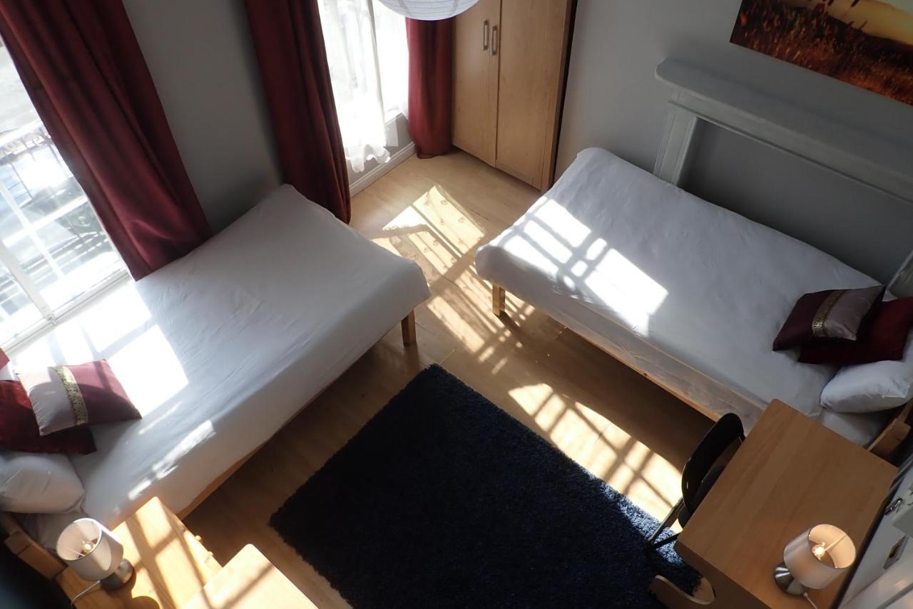 Homestay Synnott Place *