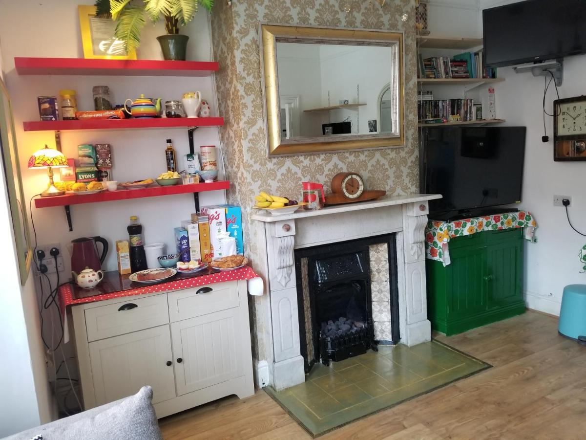 Bed & Breakfast Acara House B&B