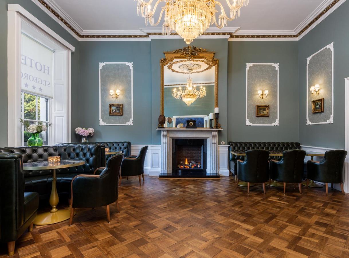 St George By Nina Hotel