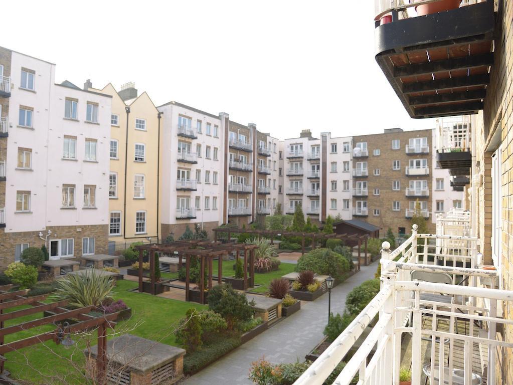Abbey Court Apartment *