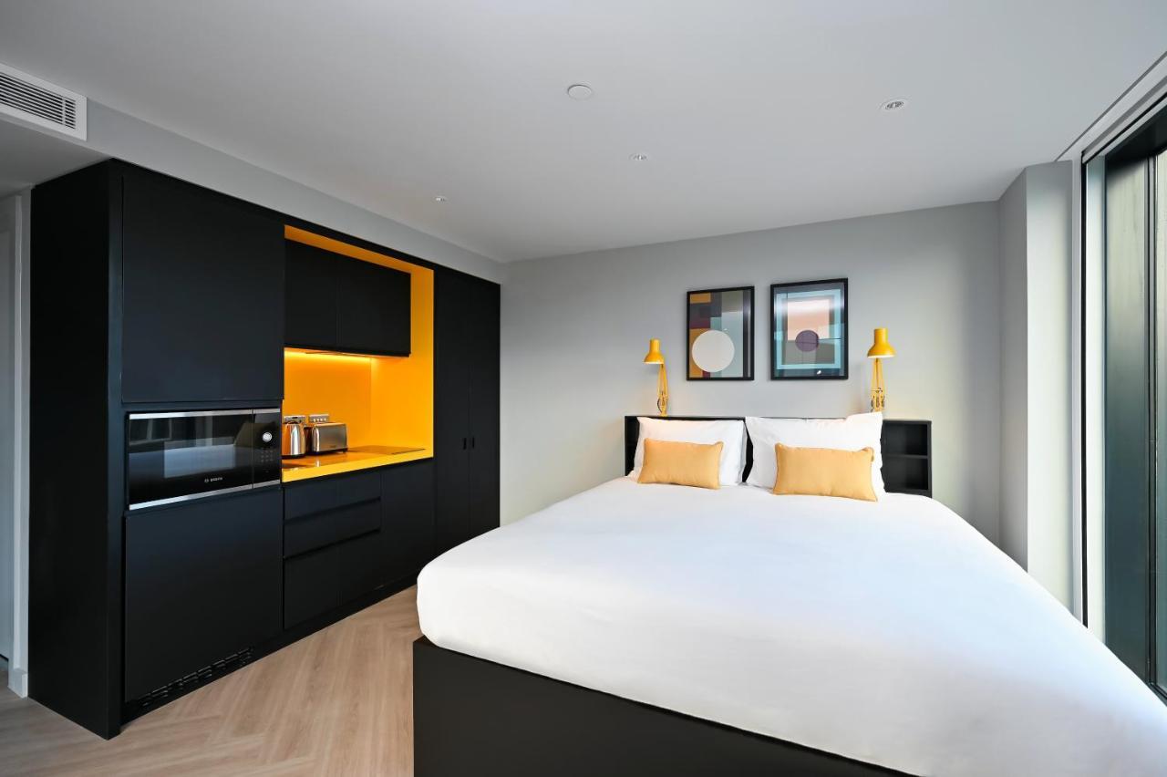 Staycity Street Aparthotel 4*