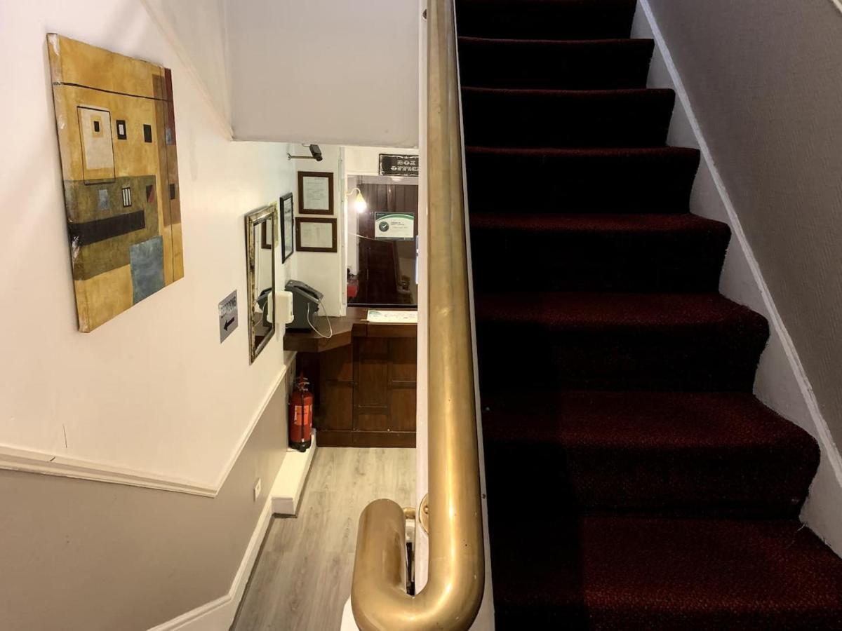 Clifton Court Hotel Dublin