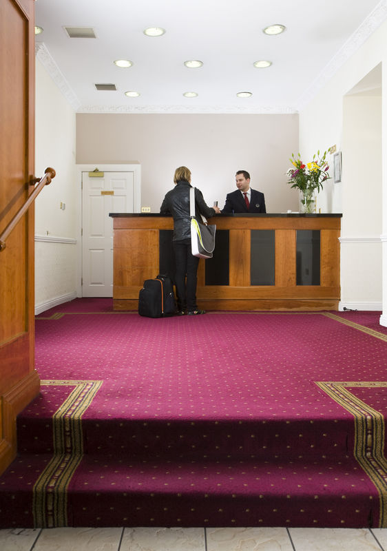 Belvedere Hotel, Centre