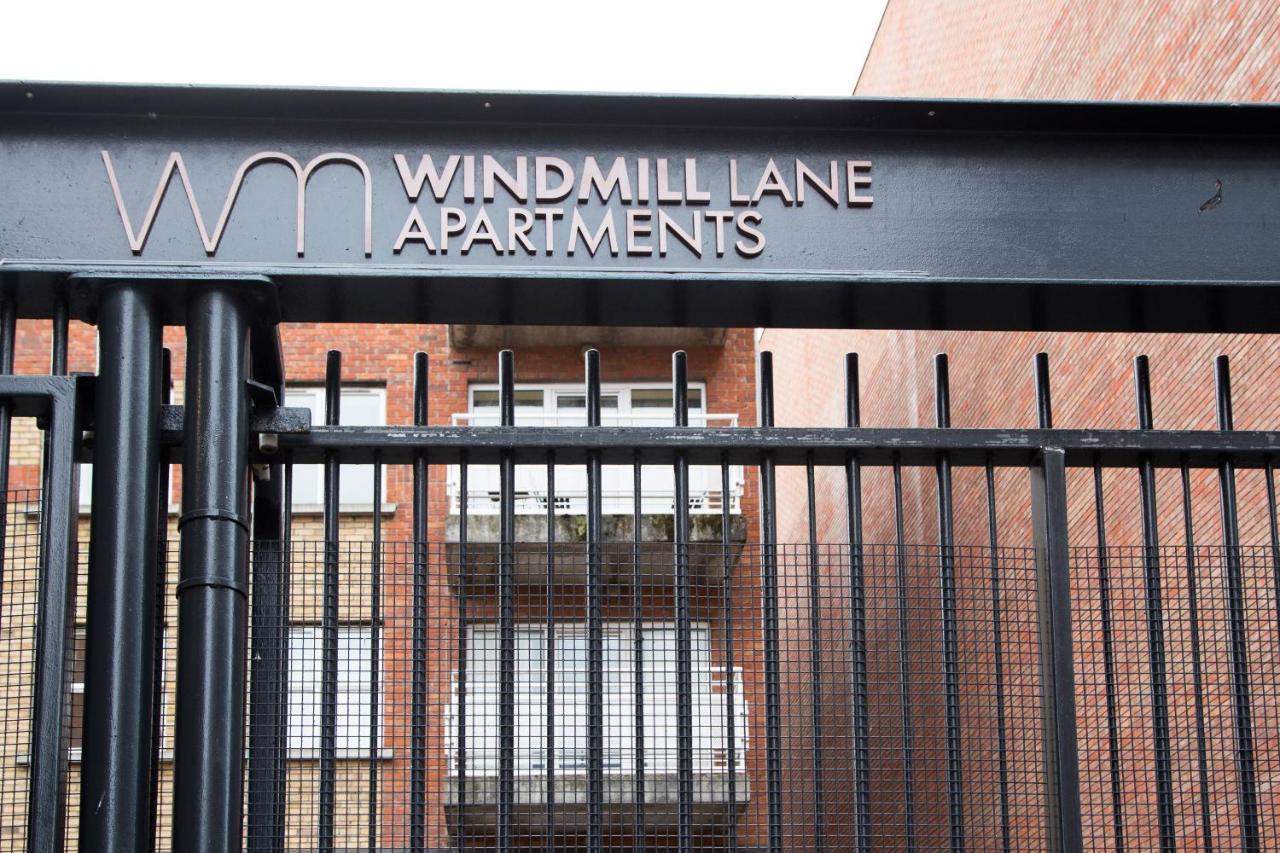 Apartment Windmill Lane 002 *