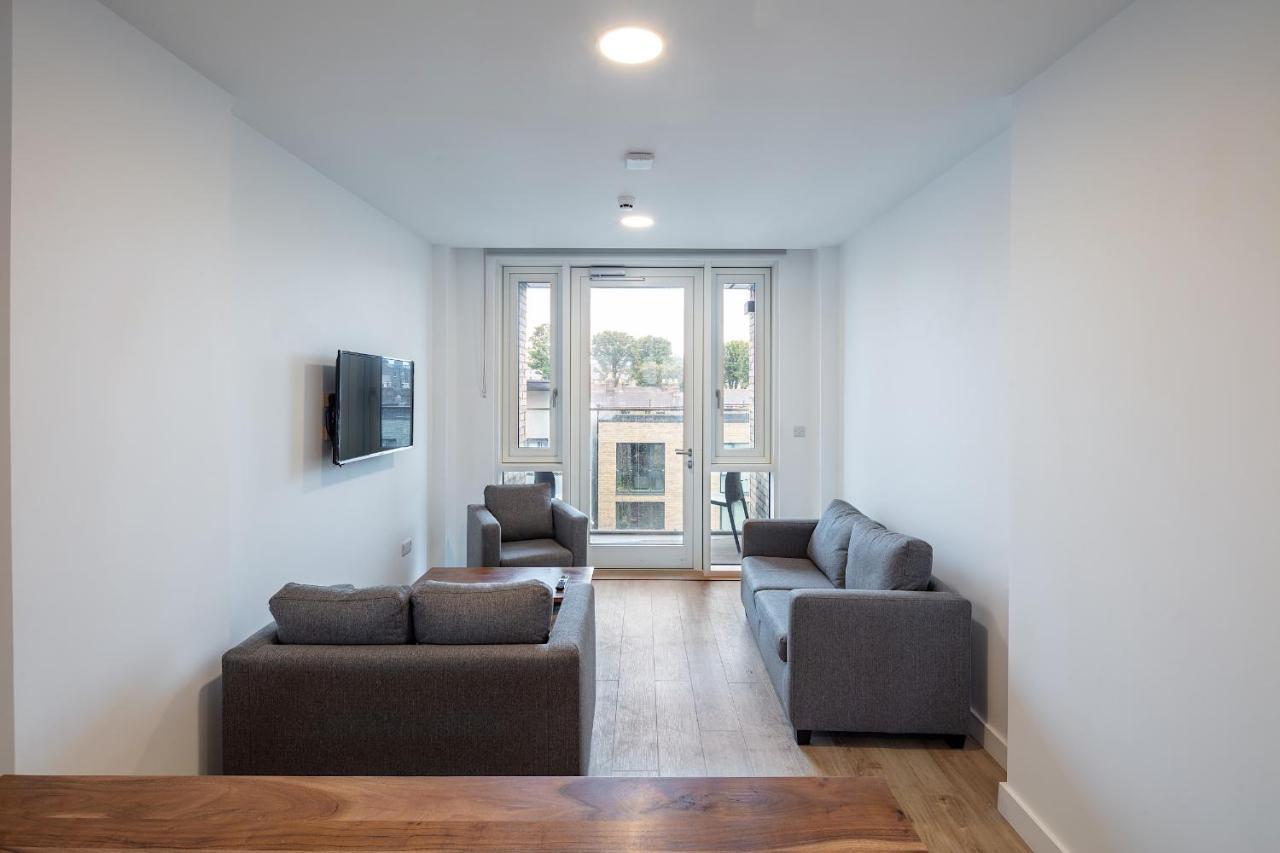 Destiny Student - Dominick Place * Dublin
