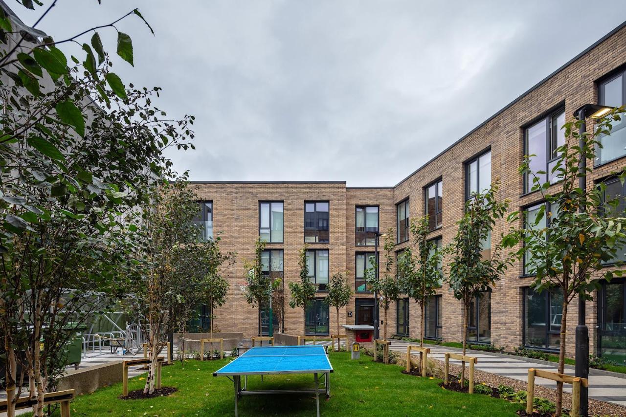 Destiny Student - Dominick Place *