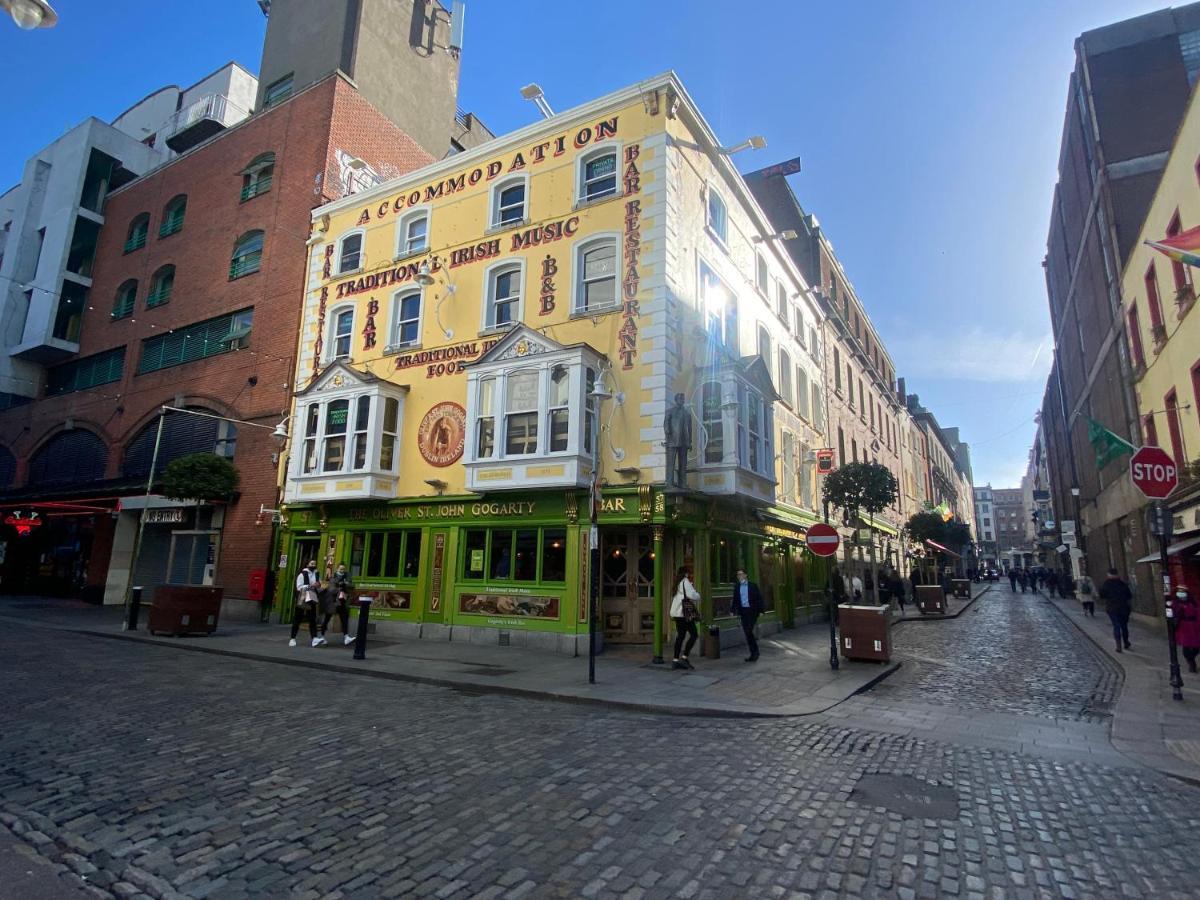 Temple Bar * Dublin