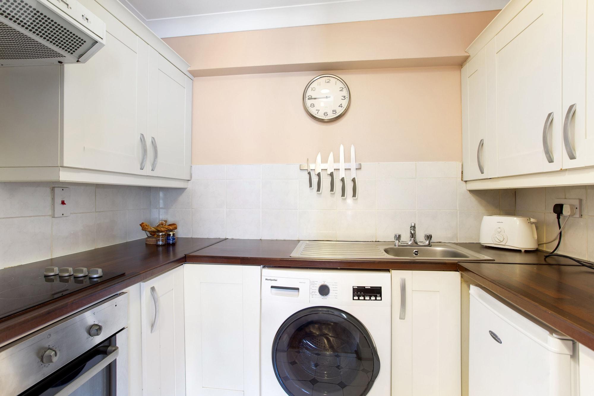 Drury Court Hotel 3*