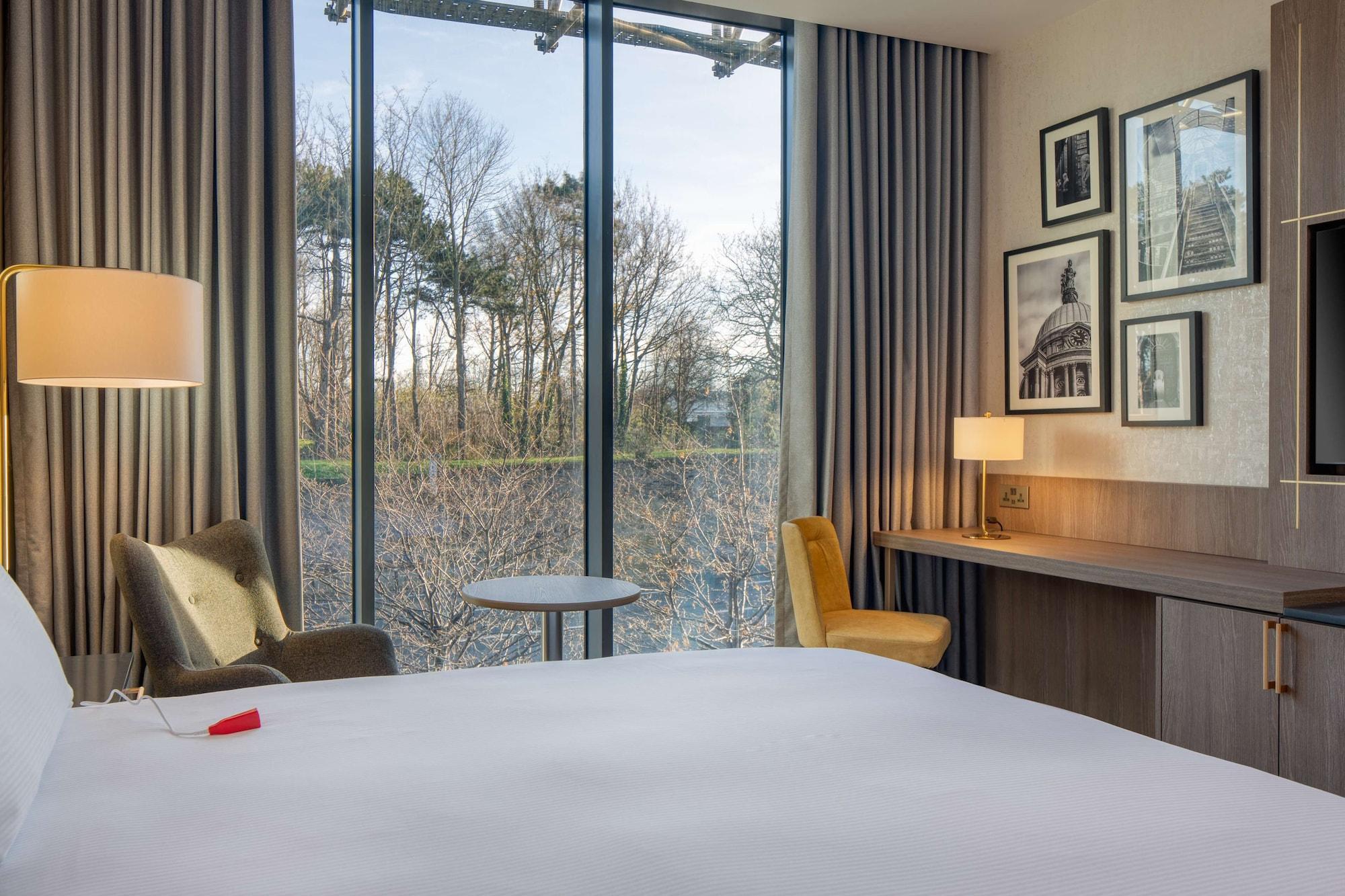Hotel Hilton Kilmainham 4*