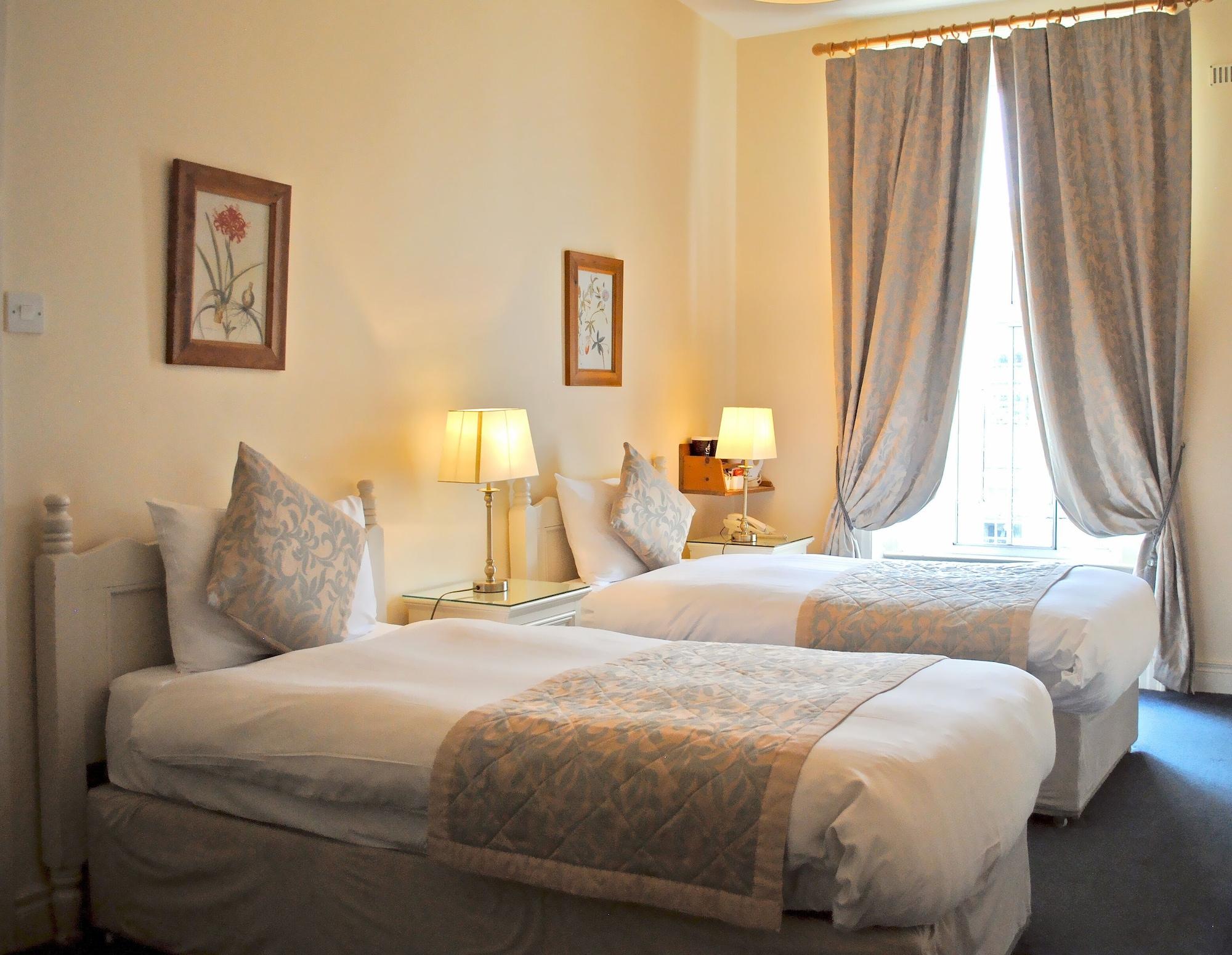 Baggot Court Townhouse Hotel Dublin