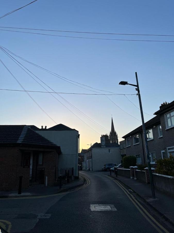 Centre 2 Allen Terrace Phibsborough 7