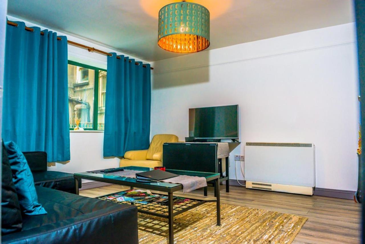 1 Bedroom By Trinity *