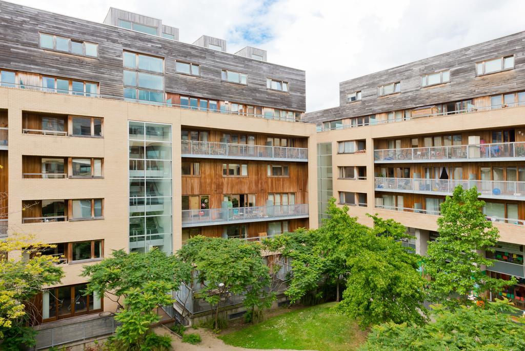 Apartment Retreat