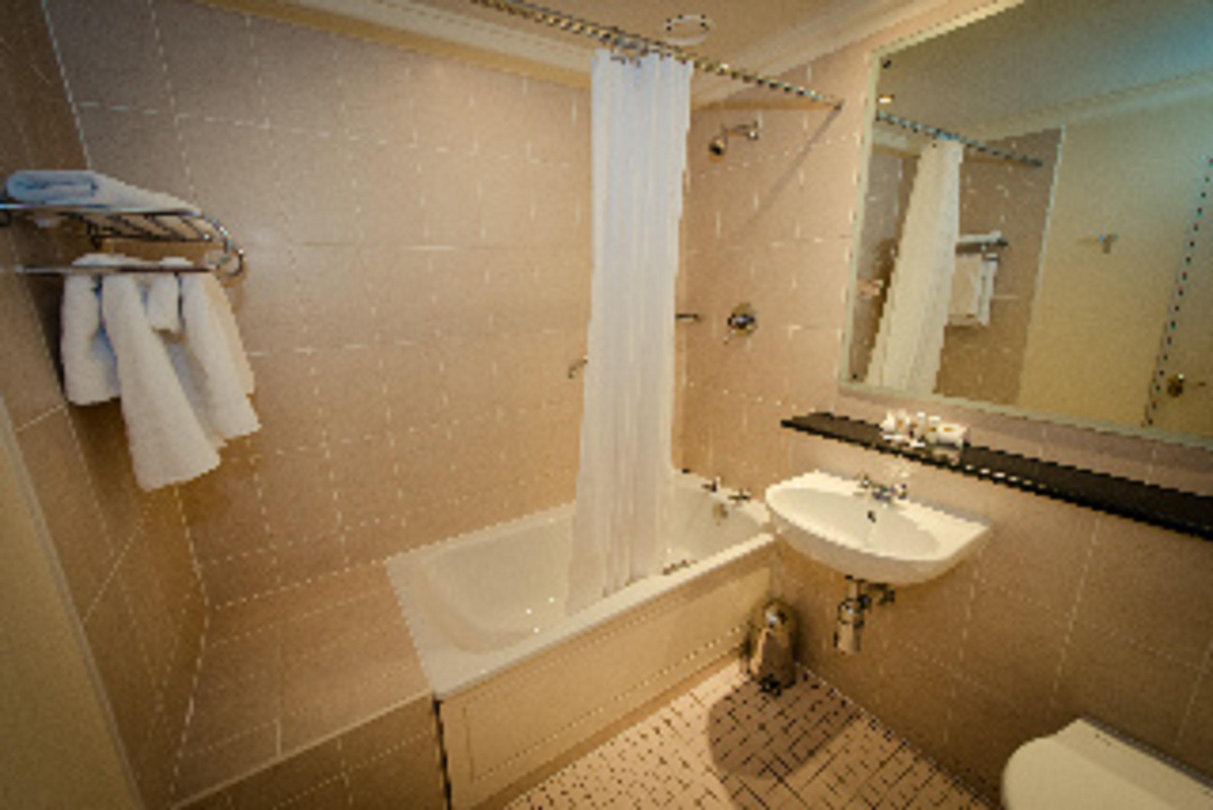 Albany House Hotel 3*