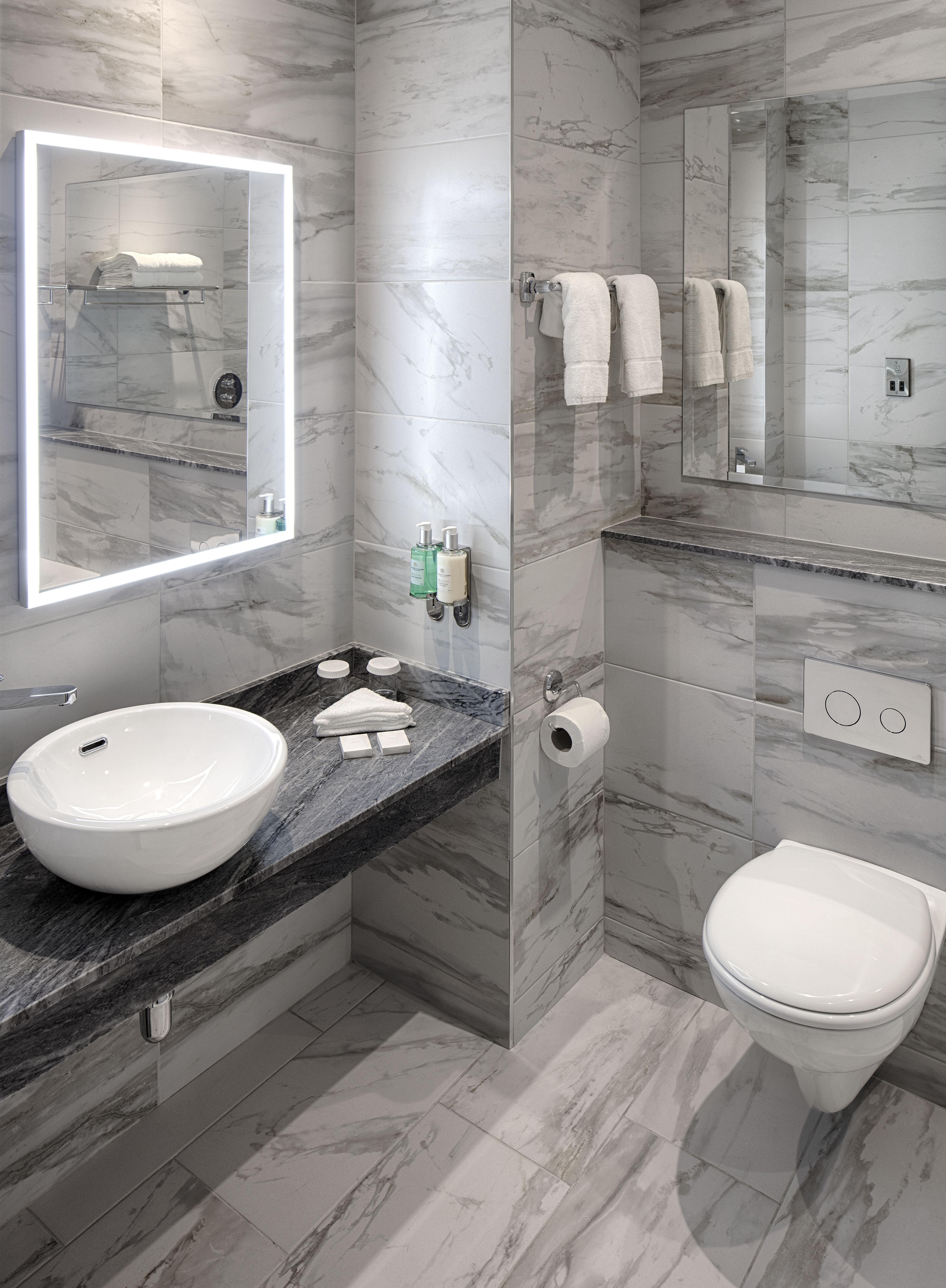 The Address Connolly 4*
