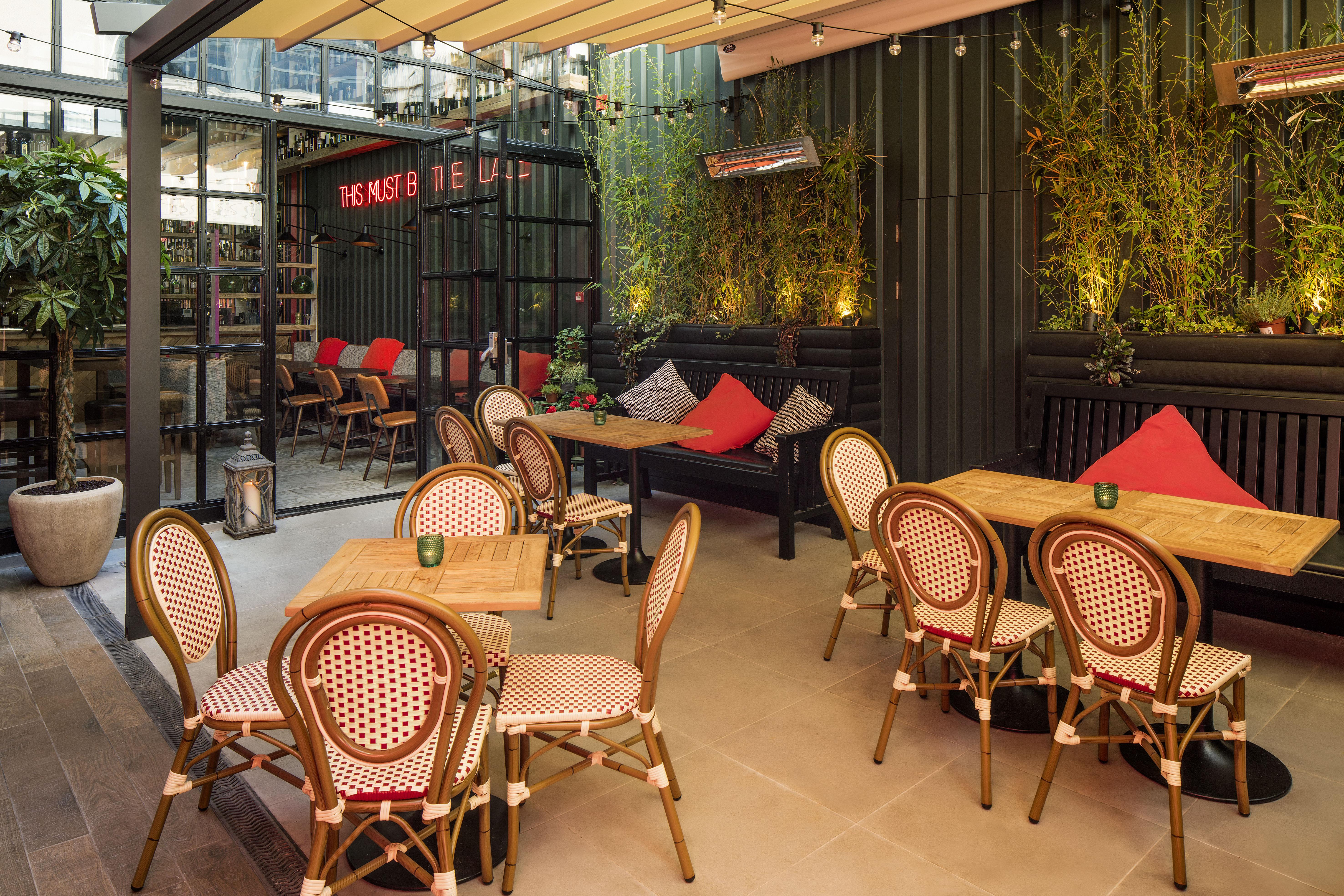 The Address Connolly 4*