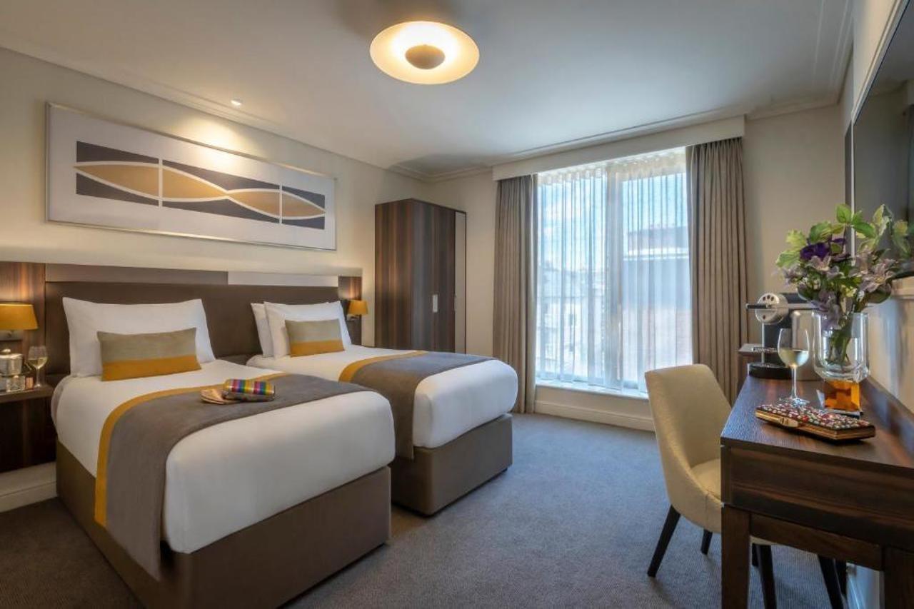 7, Centre Hotel 4*