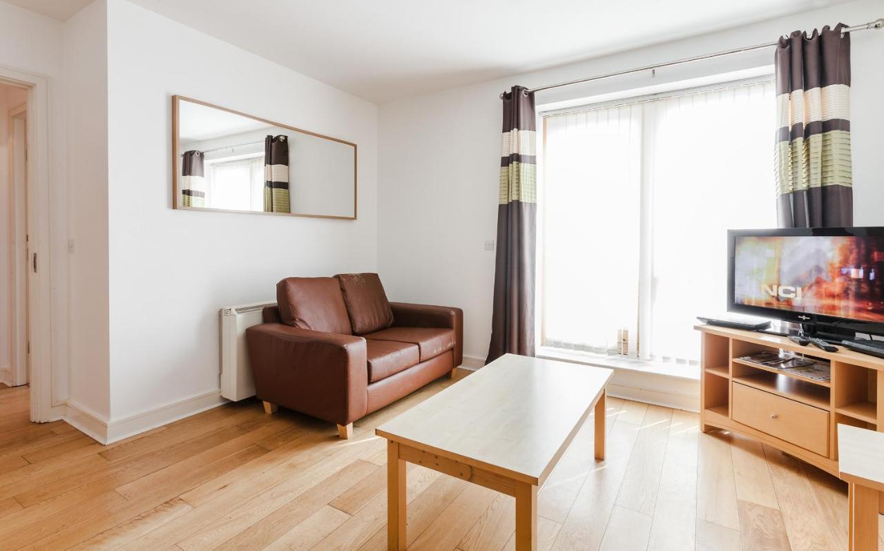 Parnell Corner Apartment