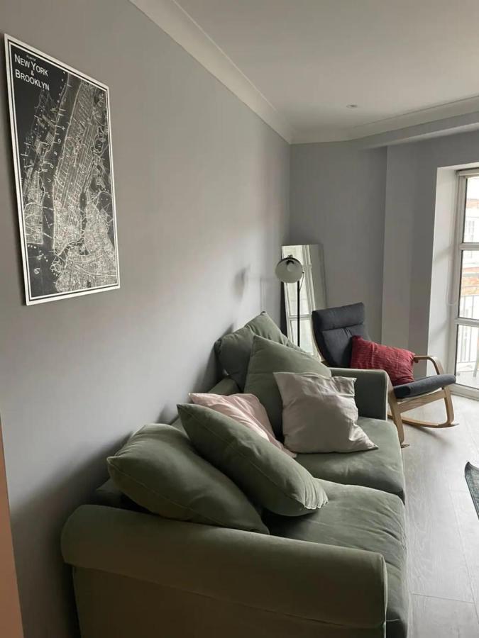 Apartment Stylish 2 Bedroom Flat In Dublin