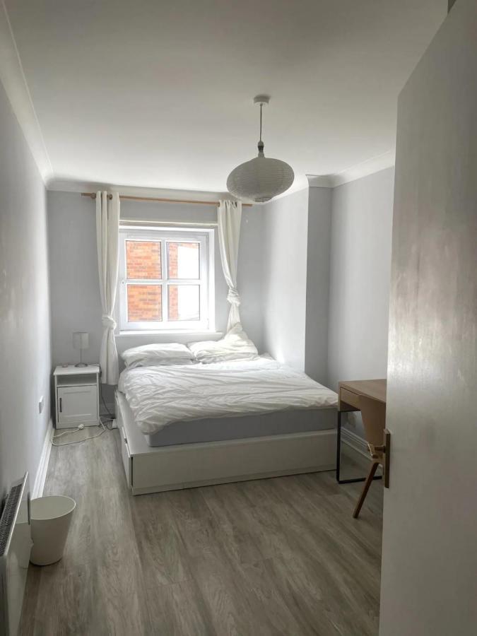 Stylish 2 Bedroom Flat In Apartment Dublin