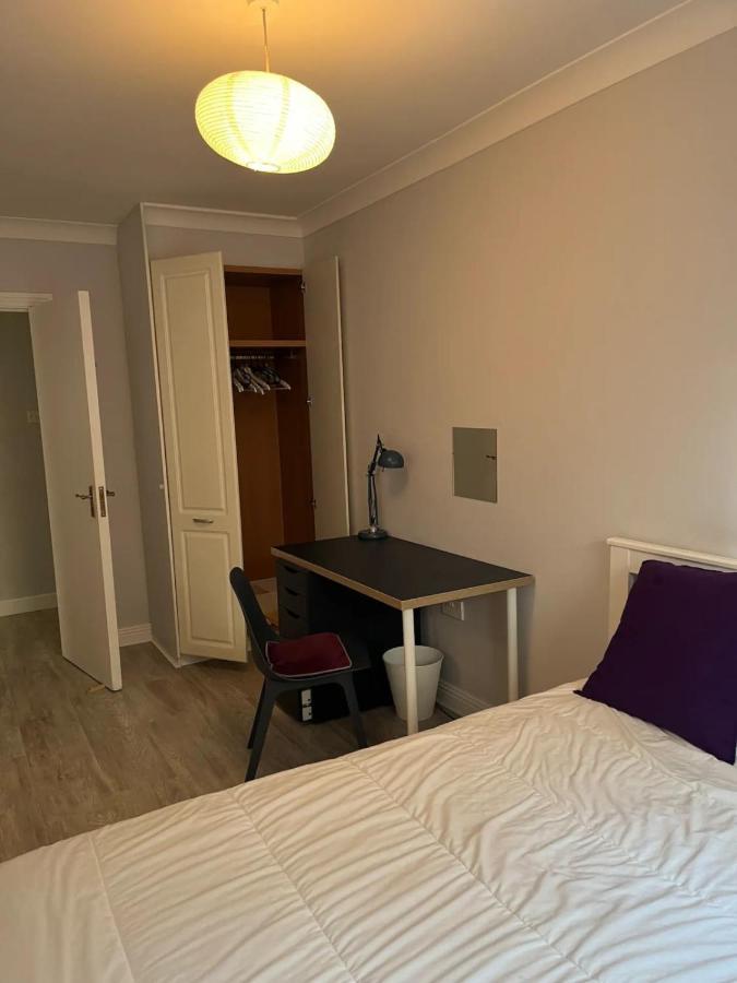 Stylish 2 Bedroom Flat In