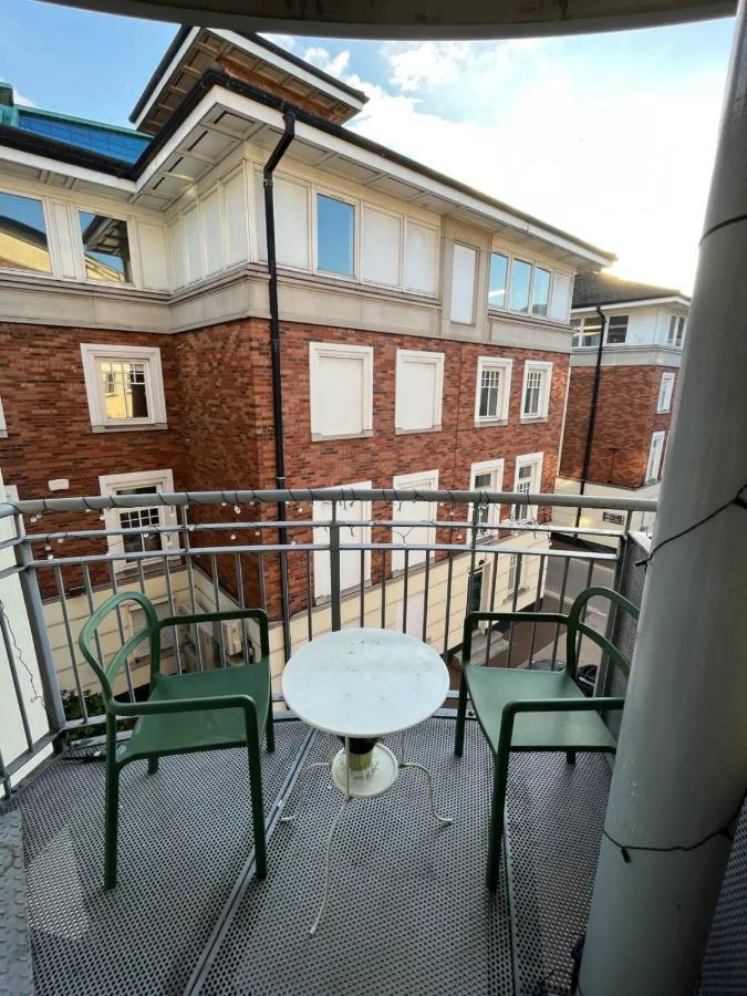 Stylish 2 Bedroom Flat In Dublin
