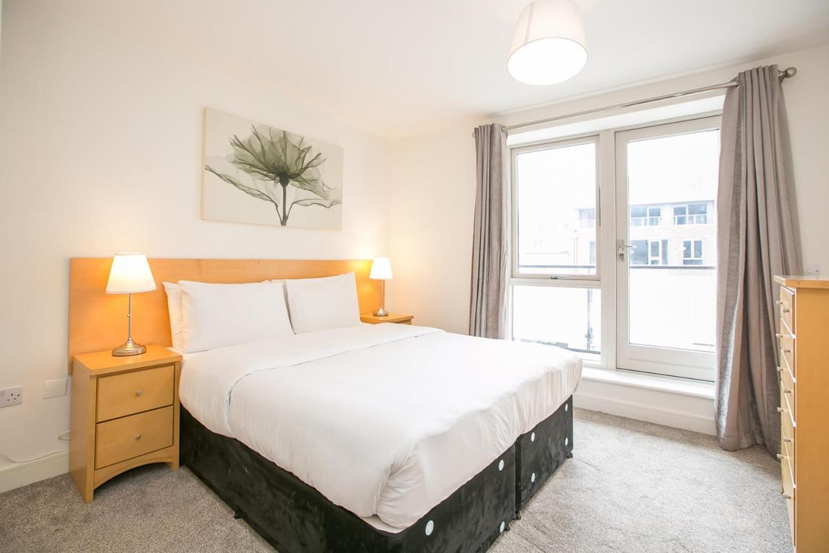 Parnell Corner Apartment *