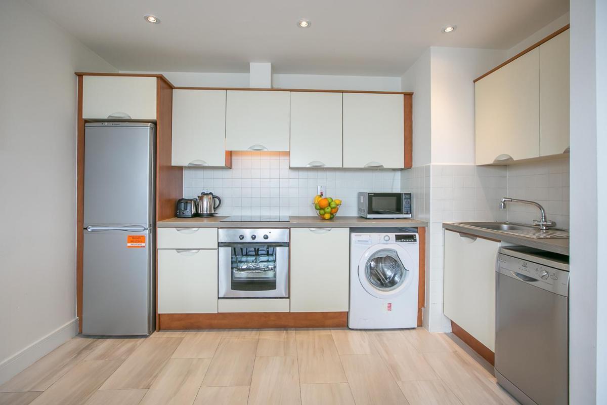 Parnell Corner Apartment