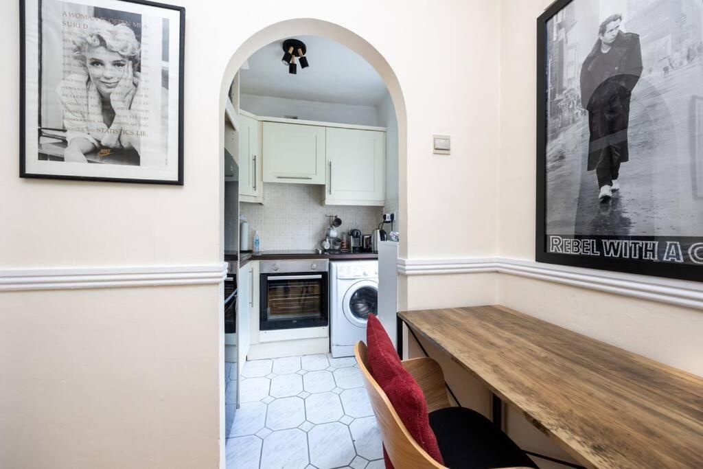 Beautiful 2-bedroom Maisonette