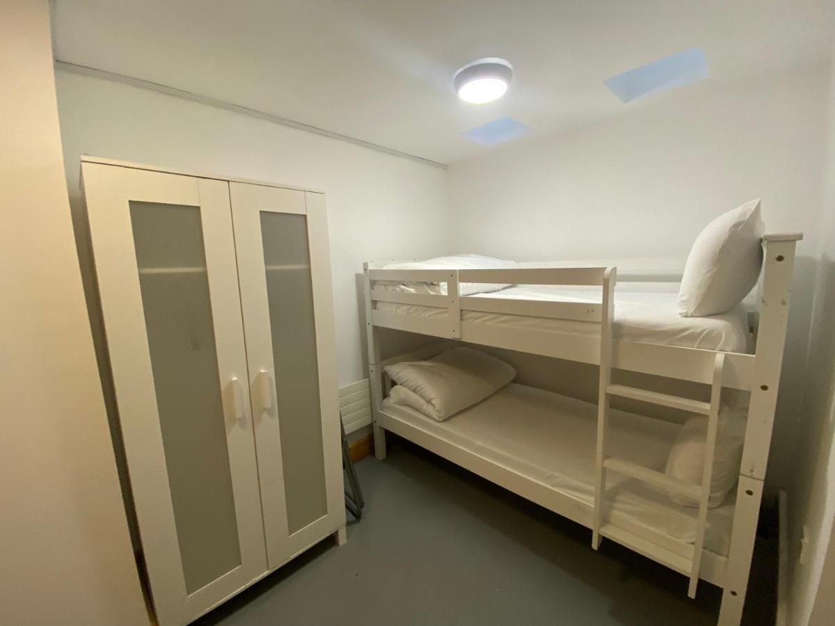 Hostel Dorms *