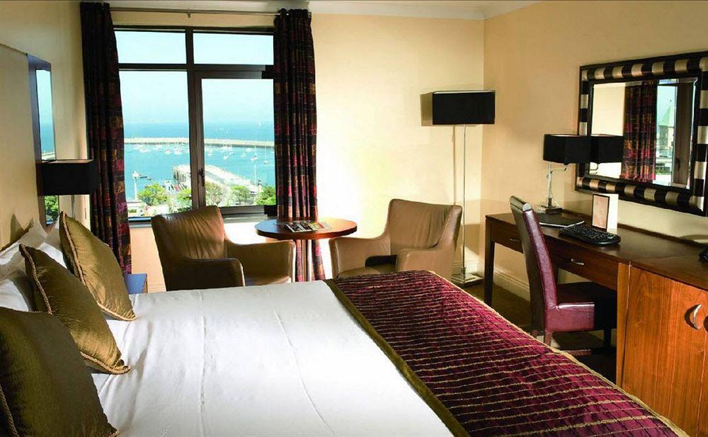 Royal Marine Hotel 4*